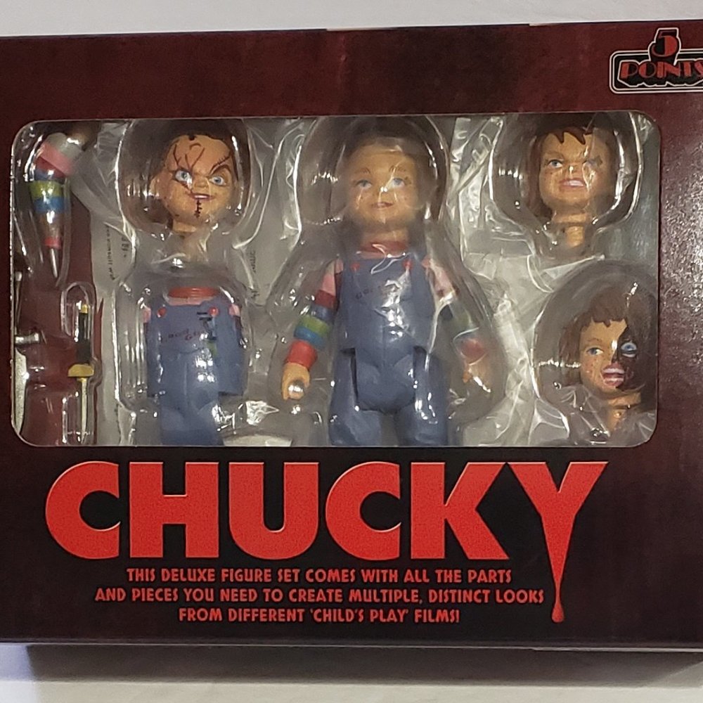 5 Points Chucky Deluxe Figure Set